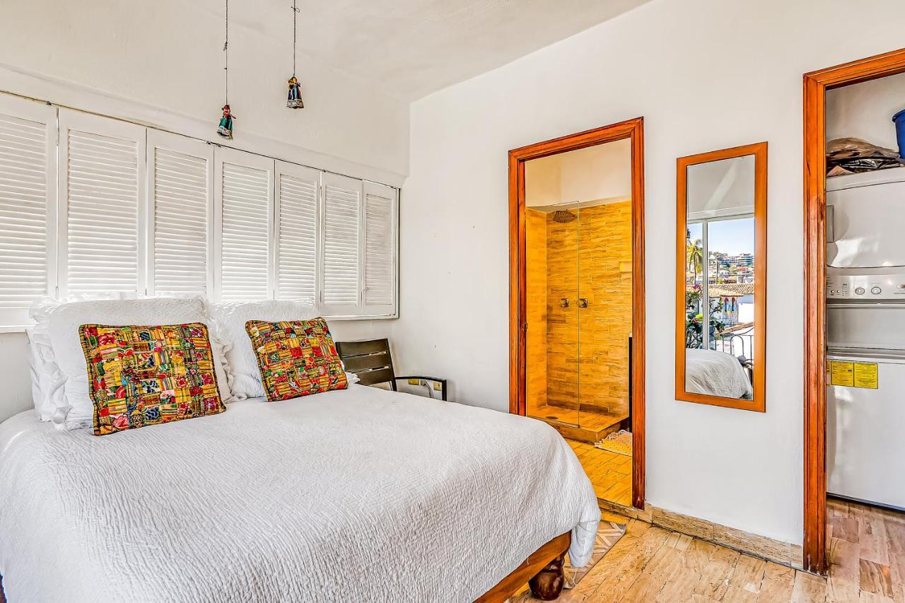 Malecon Beach Side Downtown Condo Puerto Vallarta Kültér fotó